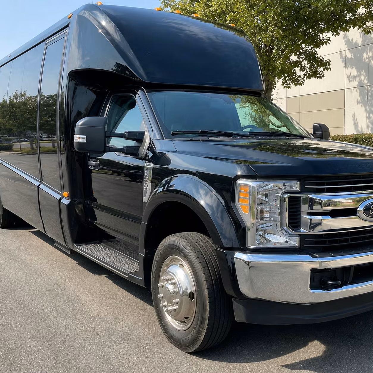 18 passenger minibus
