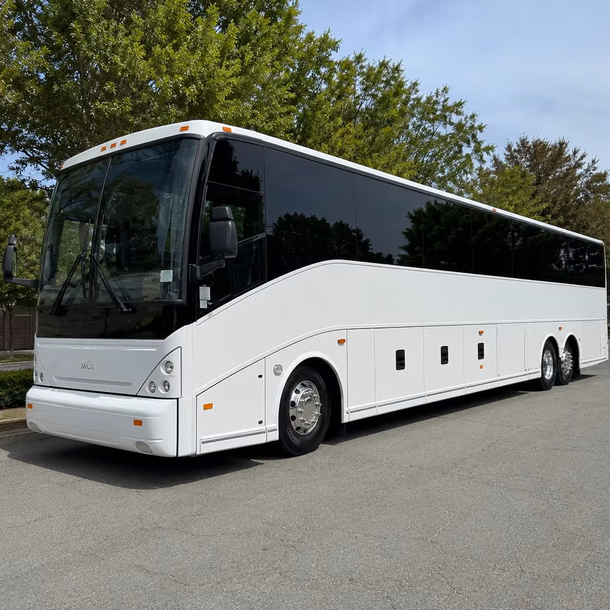 charterbusrentalannarbormi com is ready to handle every kind of ann arbor airport transfer your group needs